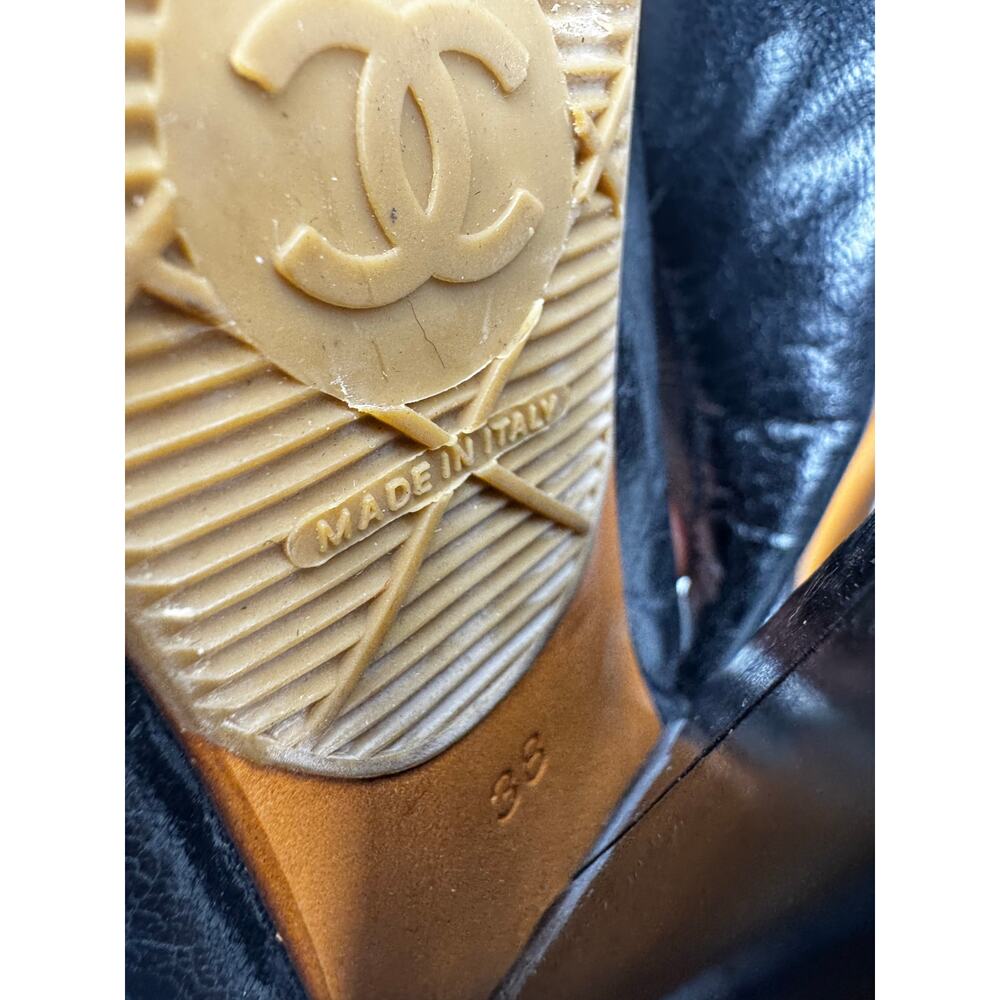 Chanel Black CC Logo Stretch Leather Block Heel Pumps Size EU 38 - Picture 4 of 10